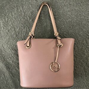 Michael Kors Jet Set Small Pebble Leather Tote in Pink